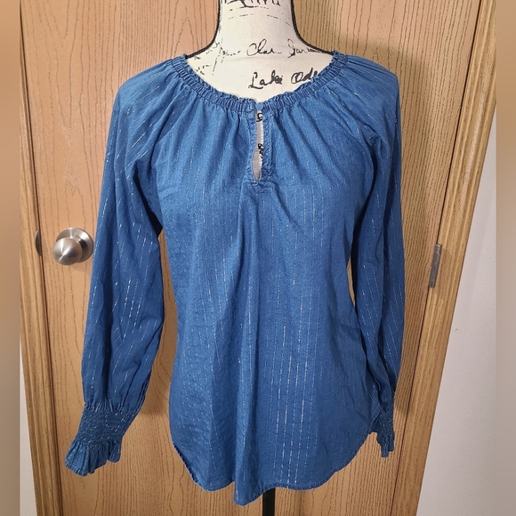 White House Black Market Tops - White House Black Market Denim Chambray Look Silver Pinstripe Top